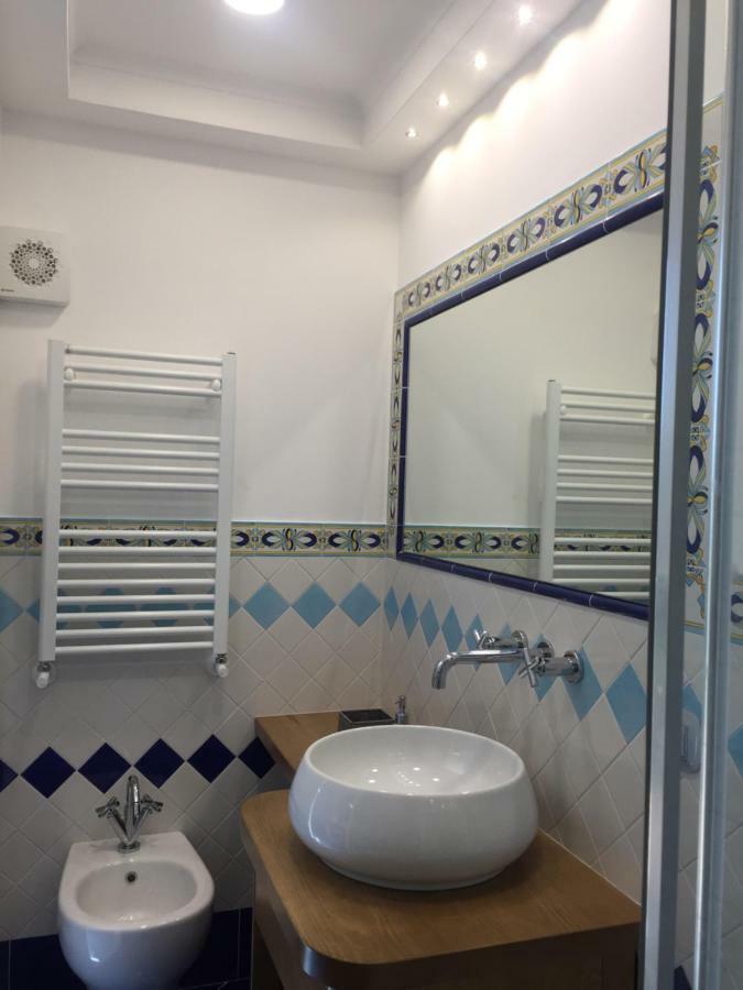 Отель Carluccio'S Stanza Privata Vista Mare Фуроре Экстерьер фото